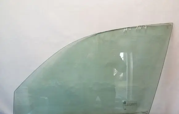 Toyota RAV 4 (XA20) Front door window glass four-door
