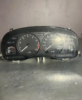 Ford Mondeo MK I Speedometer (instrument cluster) 93BB10849 BF31024 129263