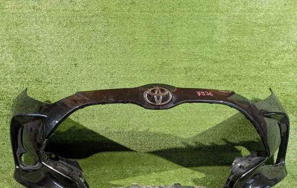 Toyota Yaris XP210 Front bumper 