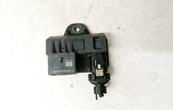 BMW 5 GT F07 Glow plug pre-heat relay 0522140104 851947202