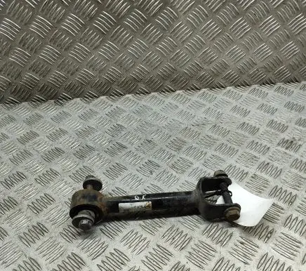 Rear upper control arm/wishbone