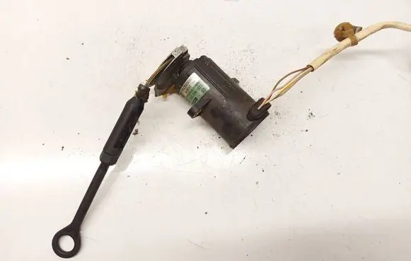 Volkswagen PASSAT B5 Accelerator throttle pedal 0281002286 961310478
