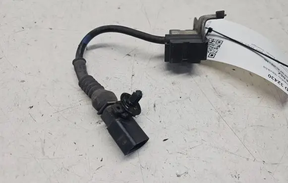 Audi Q7 4L ABS wheel speed sensor 7L0907674A