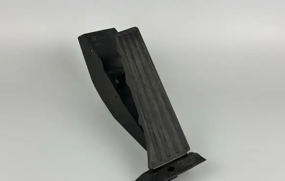 BMW 3 E90 E91 Accelerator throttle pedal 6766930 25916010 211204