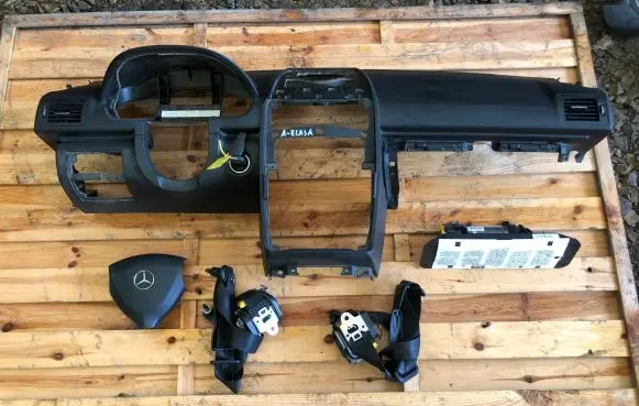 Mercedes-Benz A W169 Airbag set with panel 