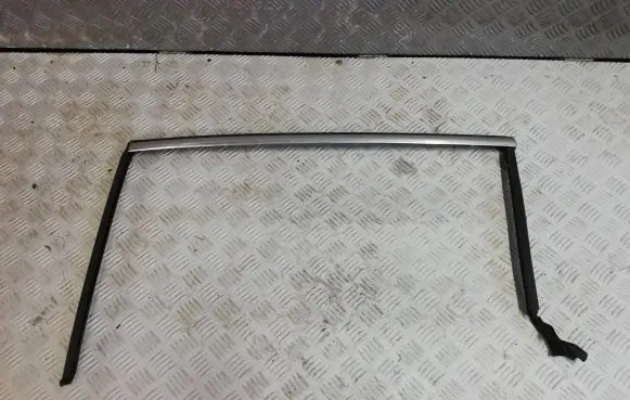Peugeot 3008 I Rubber seal rear door 