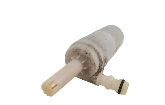 Volvo XC90 Windscreen/windshield washer pump 30663273