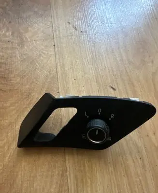 Volkswagen Golf VII Wing mirror switch 5G0959565M