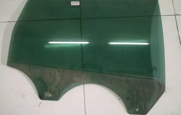 Ford S-MAX Rear door window glass AS3