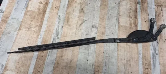 Hyundai Santa Fe Windshield/front glass wiper blade 61618