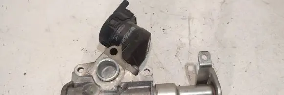 BMW 3 E92 E93 EGR valve 7563241 CV12 044109022