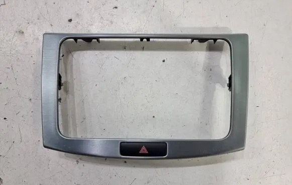 Volkswagen PASSAT CC Radio/GPS head unit trim 3AA858069 2209000