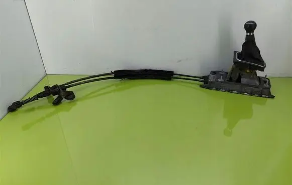 Volkswagen Golf V Gear shifter/selector 1K0711061A