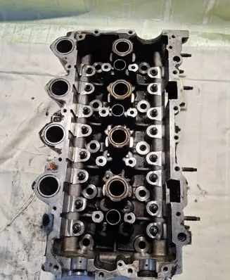 Audi A6 Allroad C5 Engine head 9655911480 0331060404