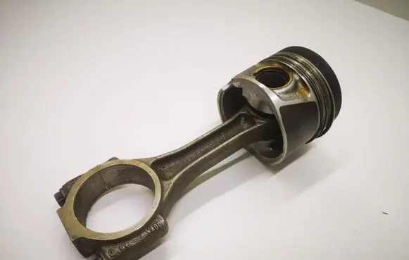 Volkswagen Multivan T5 Piston with connecting rod V400 0172J0211