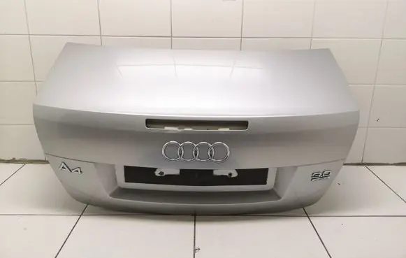 Audi A4 S4 B6 8E 8H Tailgate/trunk/boot lid