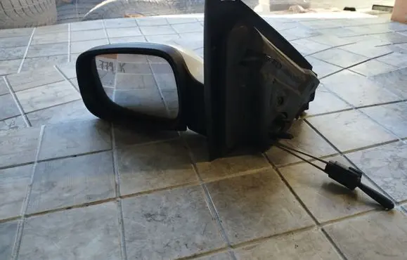 Renault Megane II Manual wing mirror 110511071109
