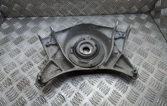 Audi A4 S4 B8 8K Coil spring mount 8R0412384A