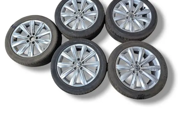 Volkswagen PASSAT B7 R17 alloy rim 3AA601025F