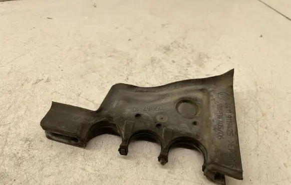 BMW 5 F10 F11 Other engine bay part 9119425