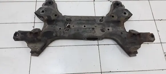 Hyundai i20 (PB PBT) Front subframe