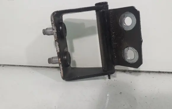 Nissan Qashqai Tailgate/trunk/boot hinge ES0376