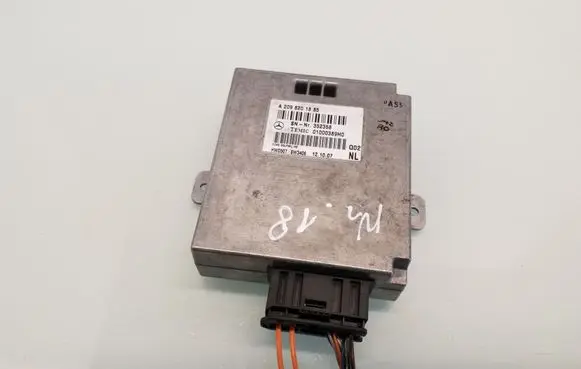 Mercedes-Benz S W220 Other control units/modules 01000389H0
