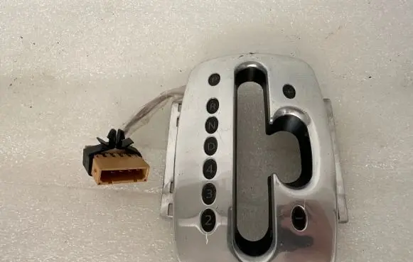 Audi A8 S8 D2 4D Gear selector 893971995