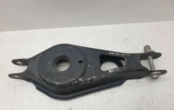 Other rear suspension part