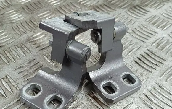Front door hinge set