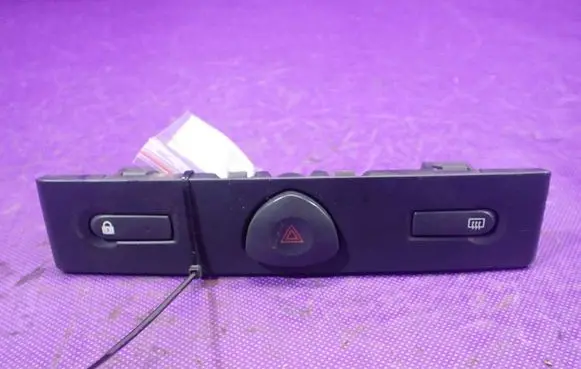 Renault Clio II Hazard light switch 