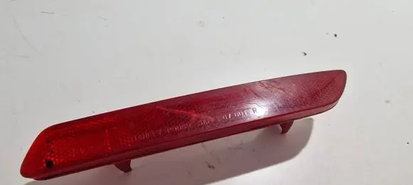 Honda CR-V Rear tail light reflector P9069