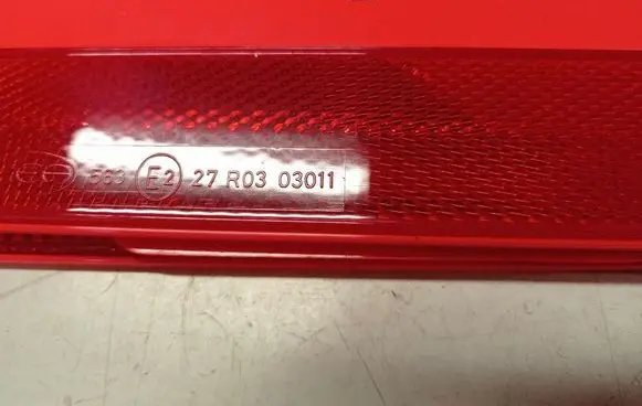 Volvo V50 Emergency warning sign