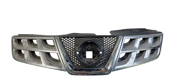 Nissan Rogue Front bumper upper radiator grill 623101VX0A