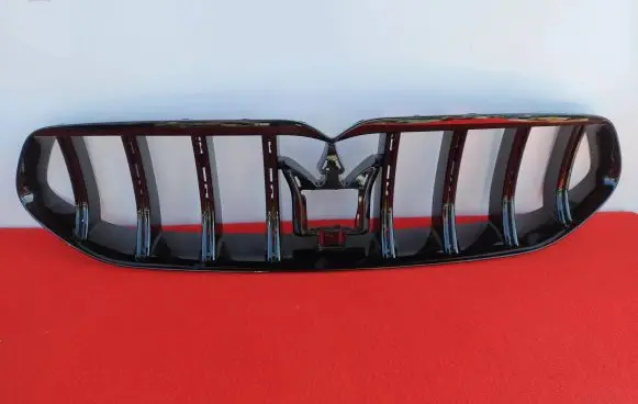 Maserati Grecale Front bumper upper radiator grill 670170829