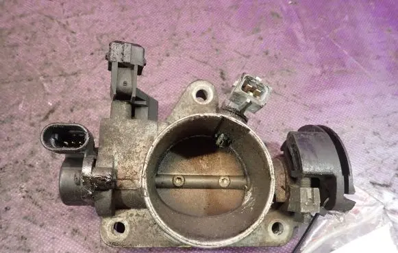 Peugeot 206 CC Throttle body valve AJ0010376