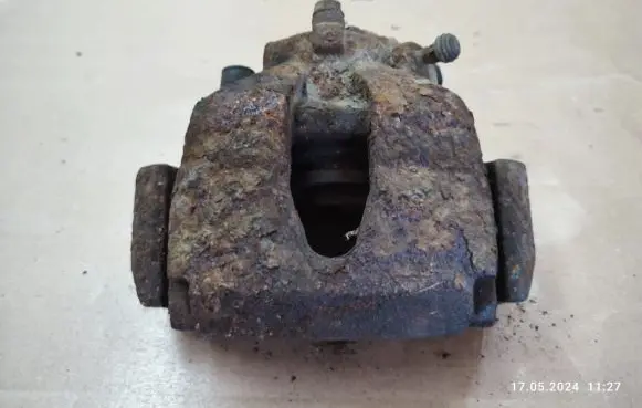 Honda Accord Front brake caliper