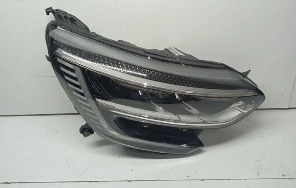 Renault Megane IV Headlight/headlamp 260106798R