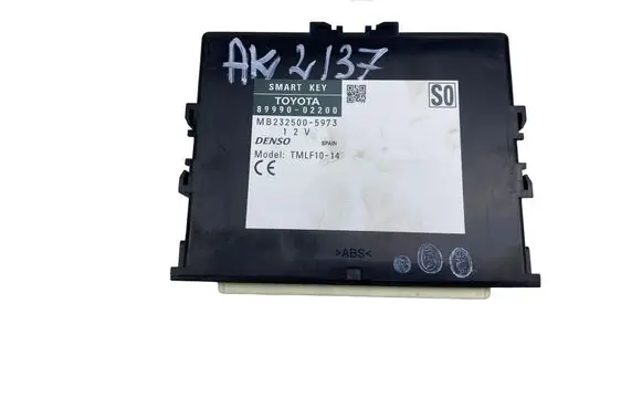 Toyota Auris E180 Other control units/modules 8999002200