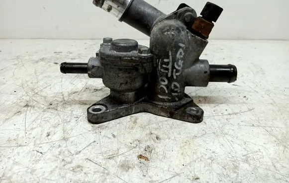 Hyundai i30 Thermostat housing 