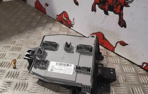Mercedes-Benz E W238 GPS navigation control unit/module A2139005315 A2139014203