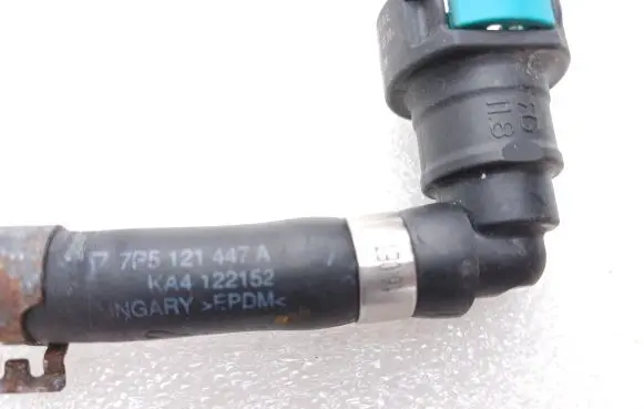 Porsche Cayenne (92A) Engine coolant pipe/hose 7P5121447A