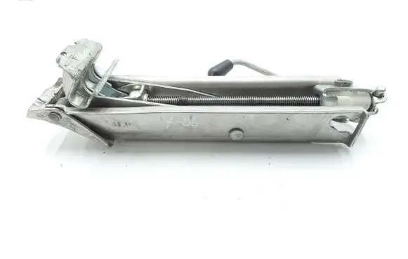 Seat Exeo (3R) Lift Jack 8E0011031N
