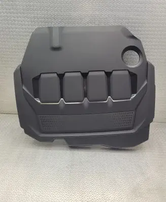 Volkswagen Golf VIII Engine cover (trim) 05L103925E