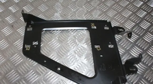 Audi A6 S6 C6 4F Sound amplifier holder/bracket 4F0035464