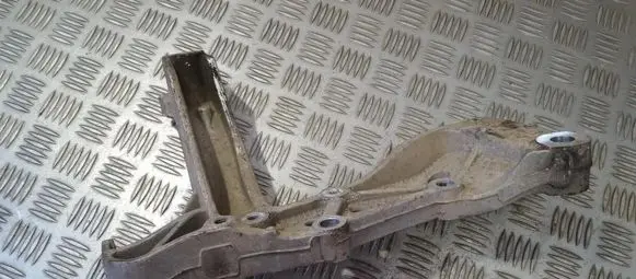 Volkswagen Golf V Front lower control arm/wishbone 1k0199296e
