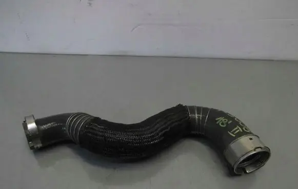 Peugeot 5008 II Intercooler hose/pipe