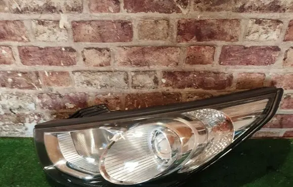 Hyundai ix35 Headlight/headlamp