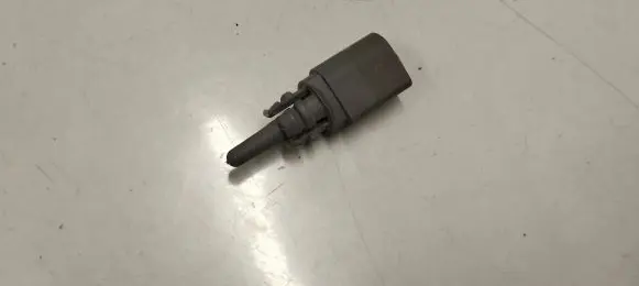 Seat Leon (5F) Outside/external air temperature sensor 8z0820635a