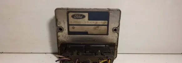 Ford Mondeo MK I Ignition amplifier control unit 93BB9F480